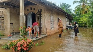 Banjir di Desa Panggung Rejo Kec. Rawa Jitu Utara